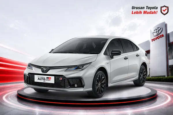 New Corolla Altis Hybrid EV